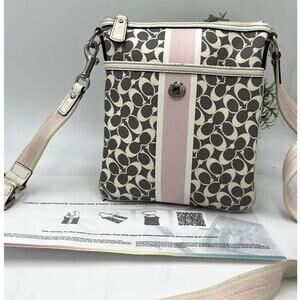 COACH Authenticated Gray Signature Print w/ Pink Trim Crossbody‎ Shoulder Bag